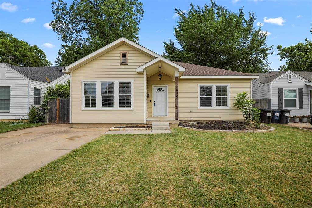 4004 Calmont Avenue - Photo 1