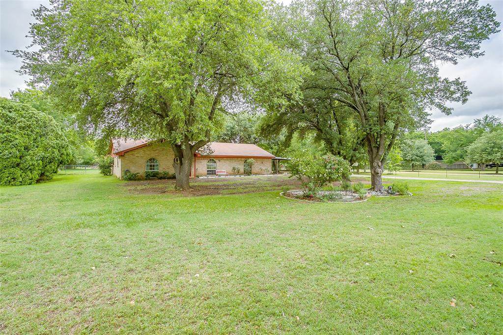 2020 Valley View Drive - Photo 1 2020 Valley View Drive - Photo 1