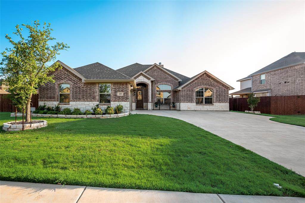109 Lone Oak Drive - Photo 1