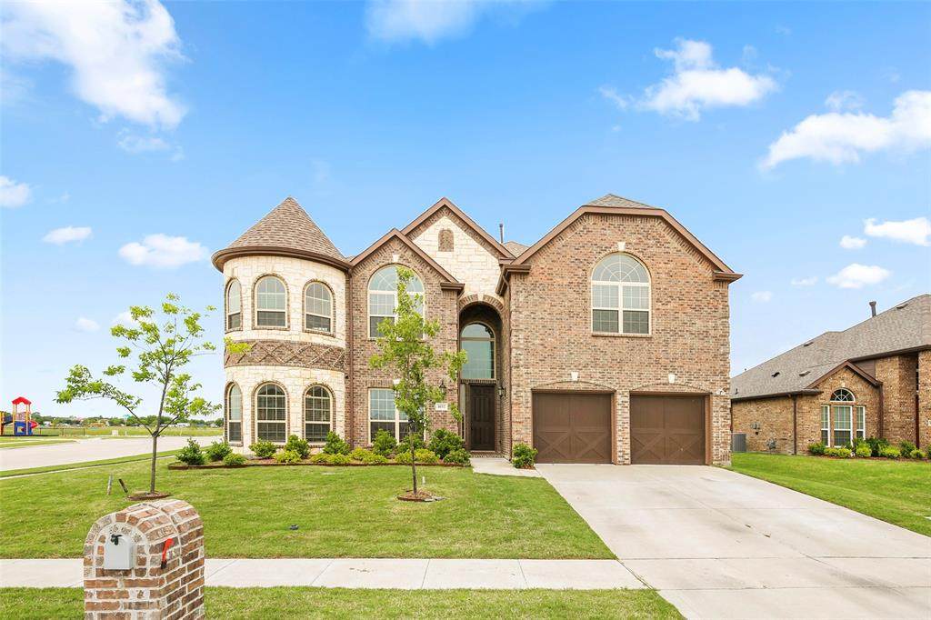 1032 Blue Heron - Photo 1 1032 Blue Heron - Photo 1