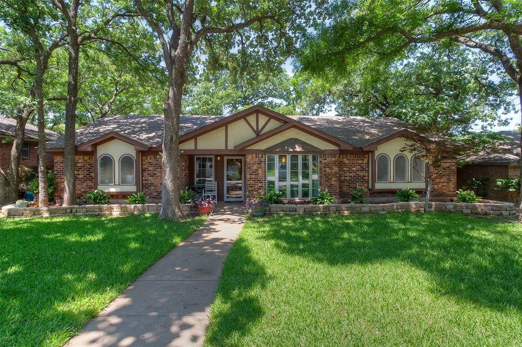 4820 Ridgeline Drive - Photo 1