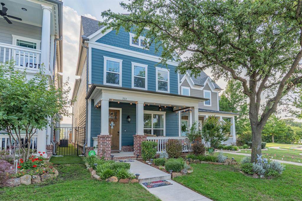 713 Hammond Street - Photo 1