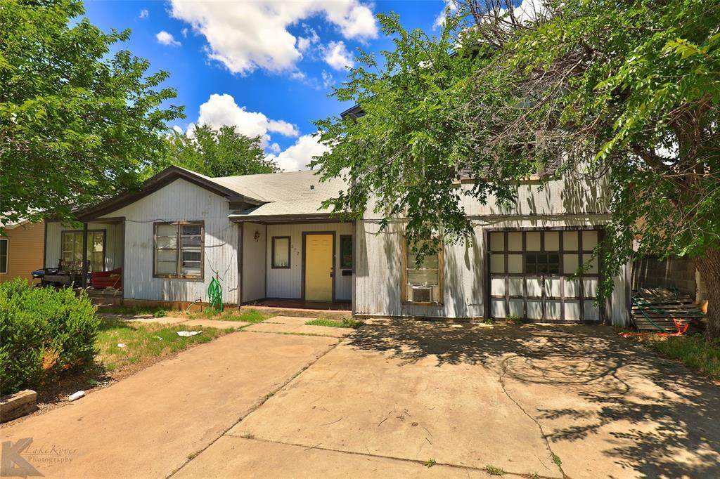 672 North 15th Street - Photo 1