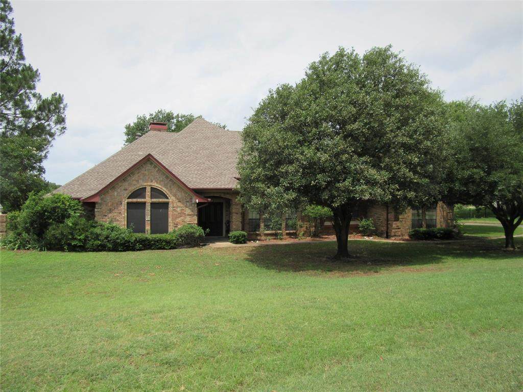 110 High Oaks Drive - Photo 1