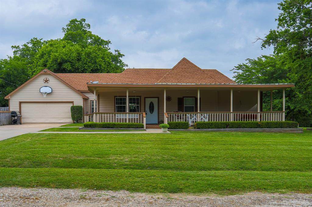 18500 County Road 3360 - Photo 1