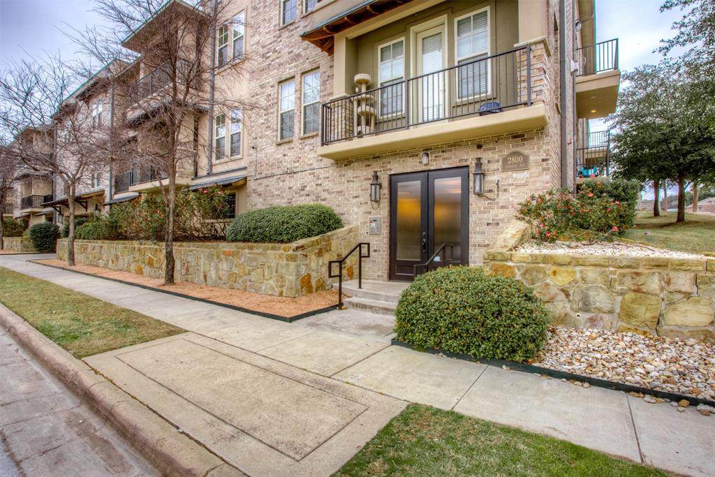 2800 Sandage Avenue - Photo 1