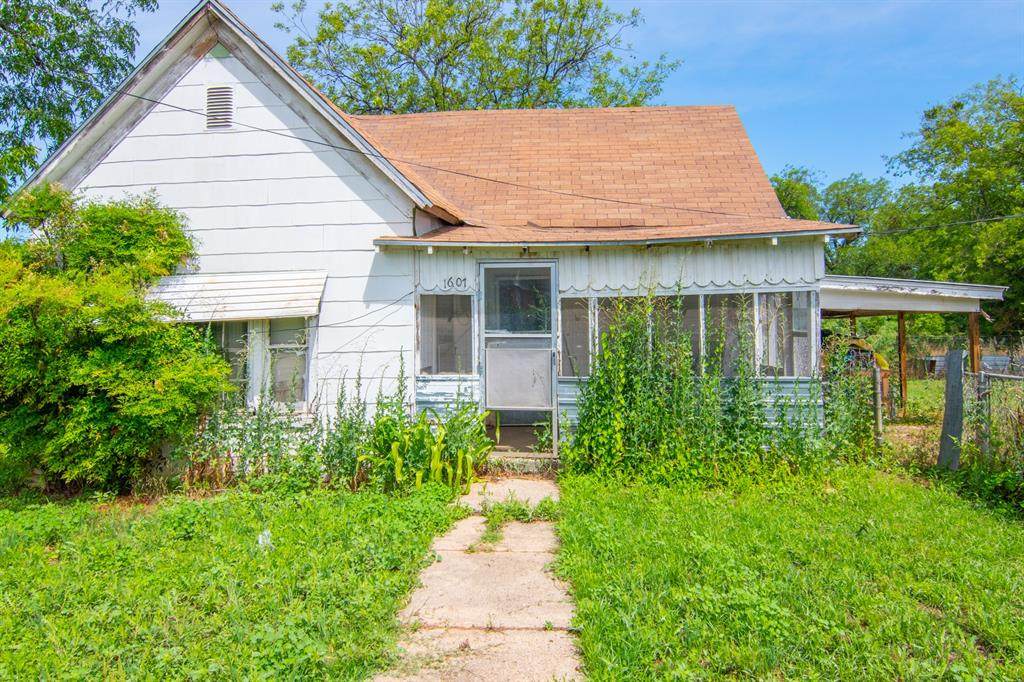 1607 Melwood Avenue - Photo 1