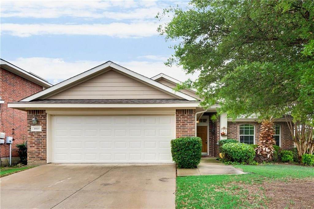 1019 Rumley Road - Photo 1