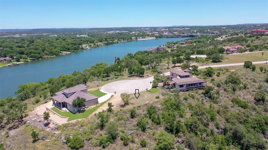 513 Pantera Circle - Photo 1