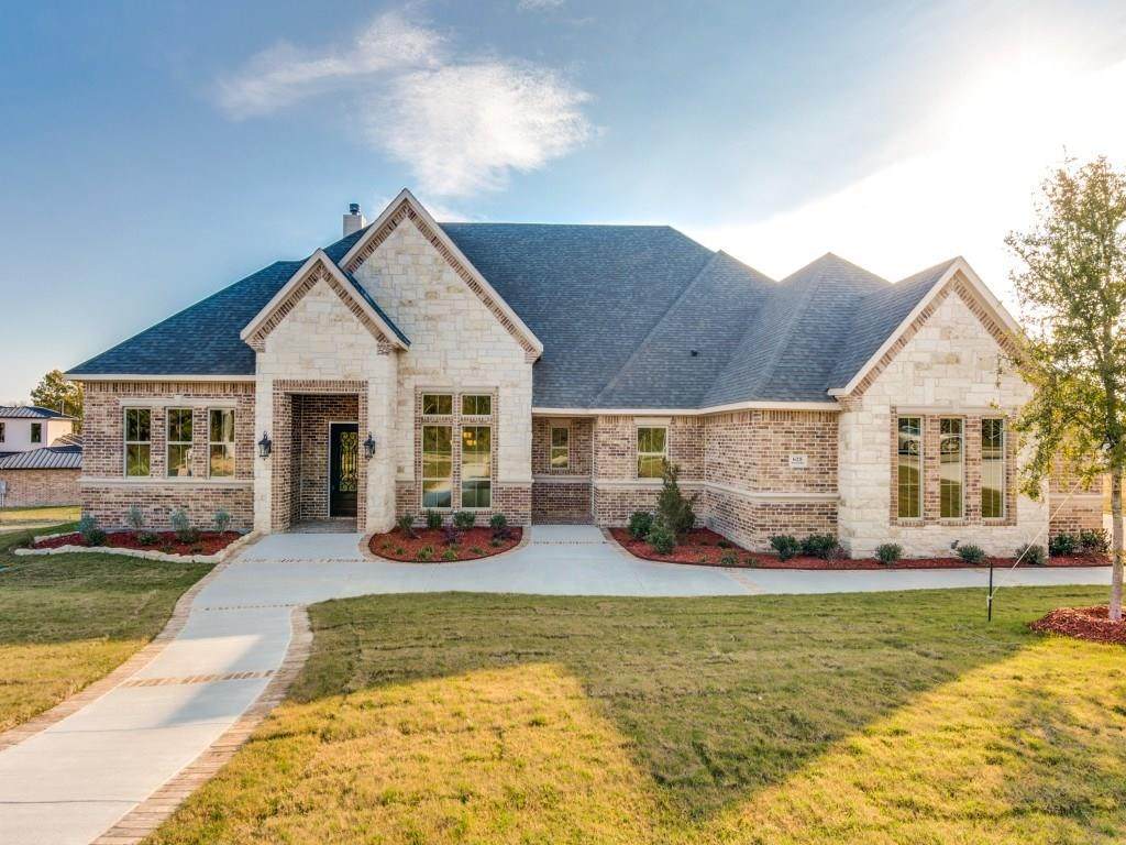112 Coolidge Court - Photo 1