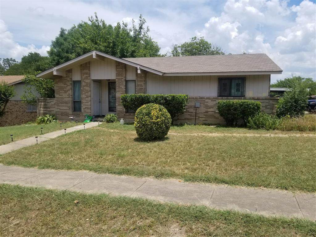 1212 Oak Creek Drive - Photo 1