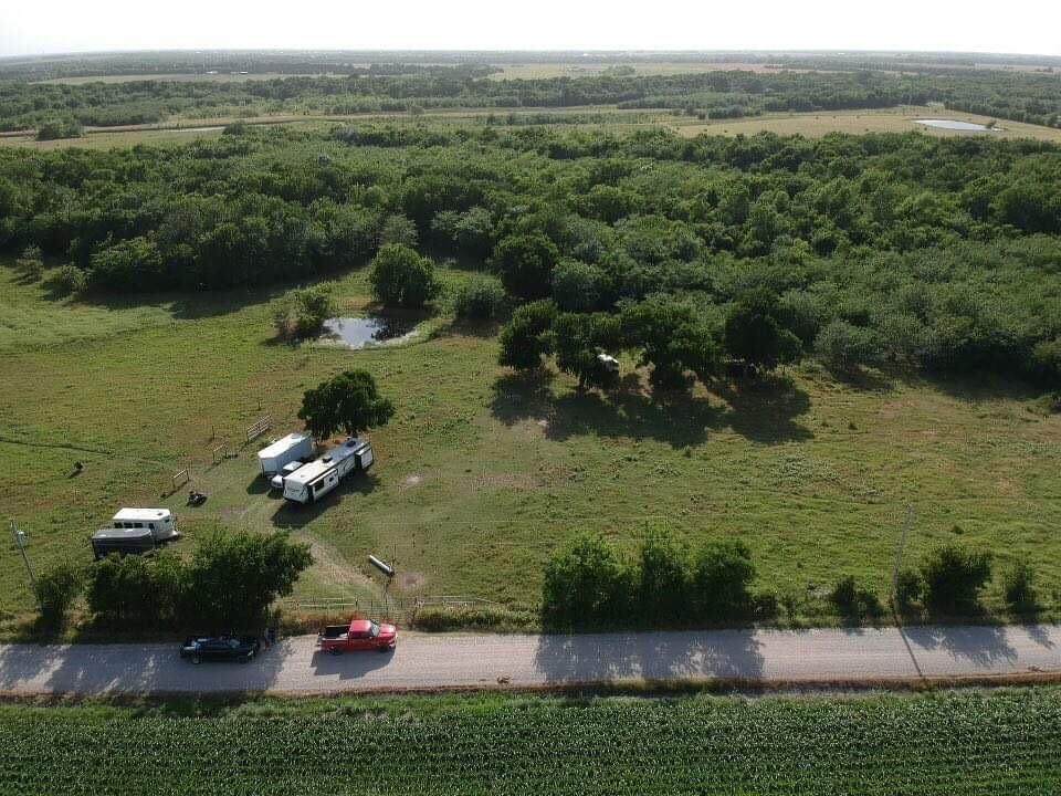 1490 County Road 2114 - Photo 1