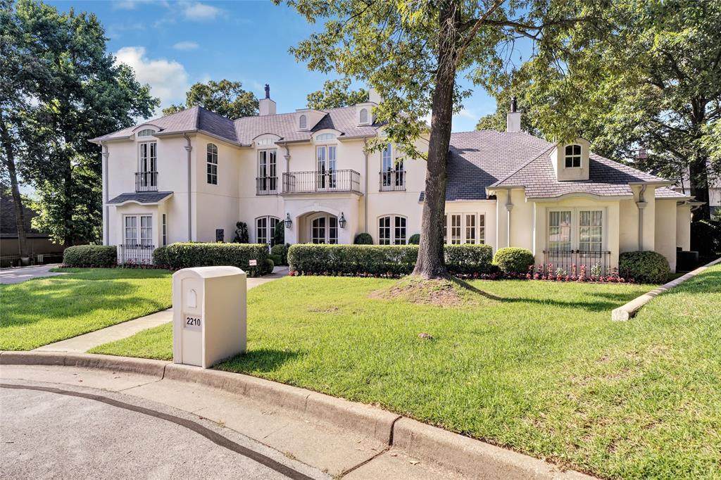 2210 Kingsmill Circle - Photo 1