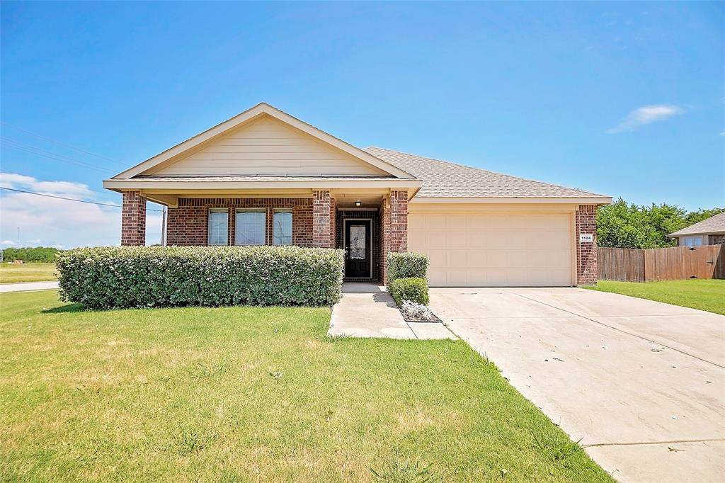 1124 Colony Drive - Photo 1