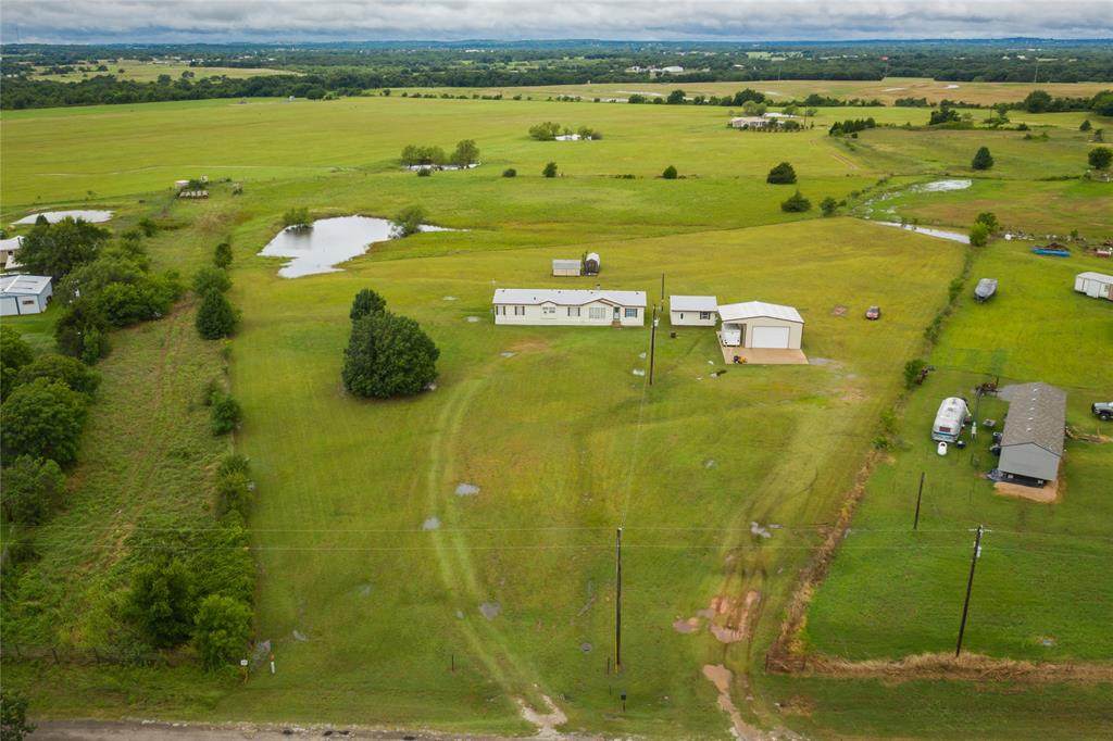 102 Gladdis Lane - Photo 1