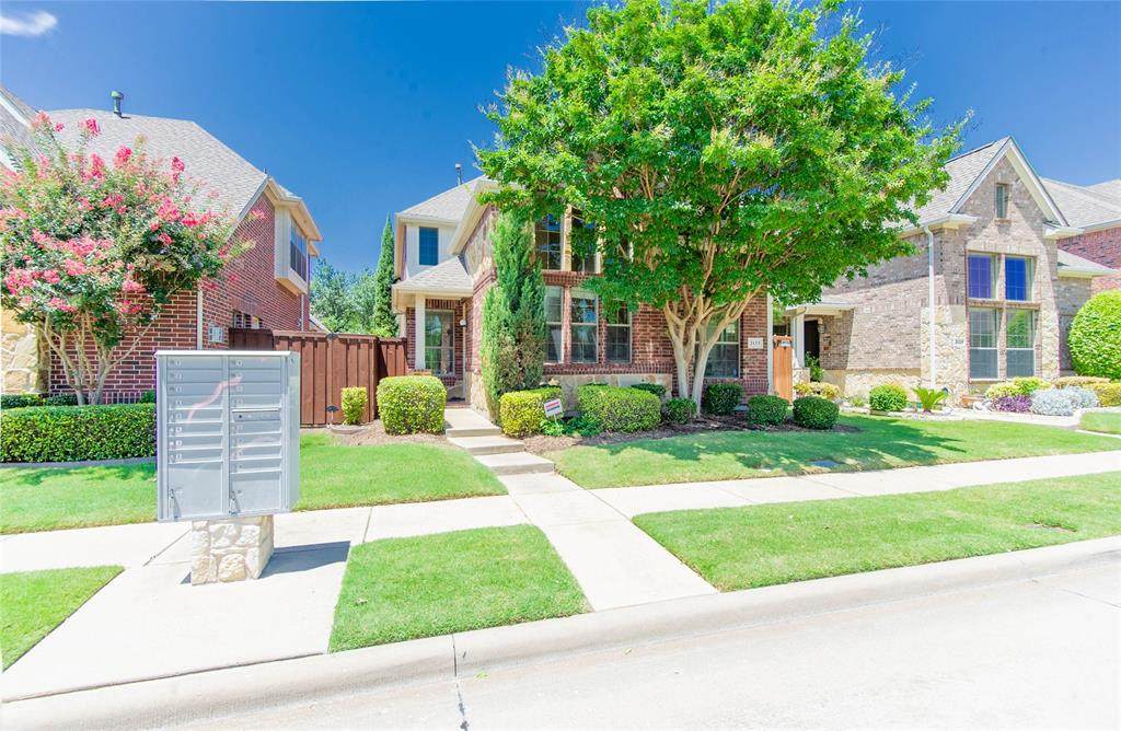2133 Walnut Square Drive - Photo 1