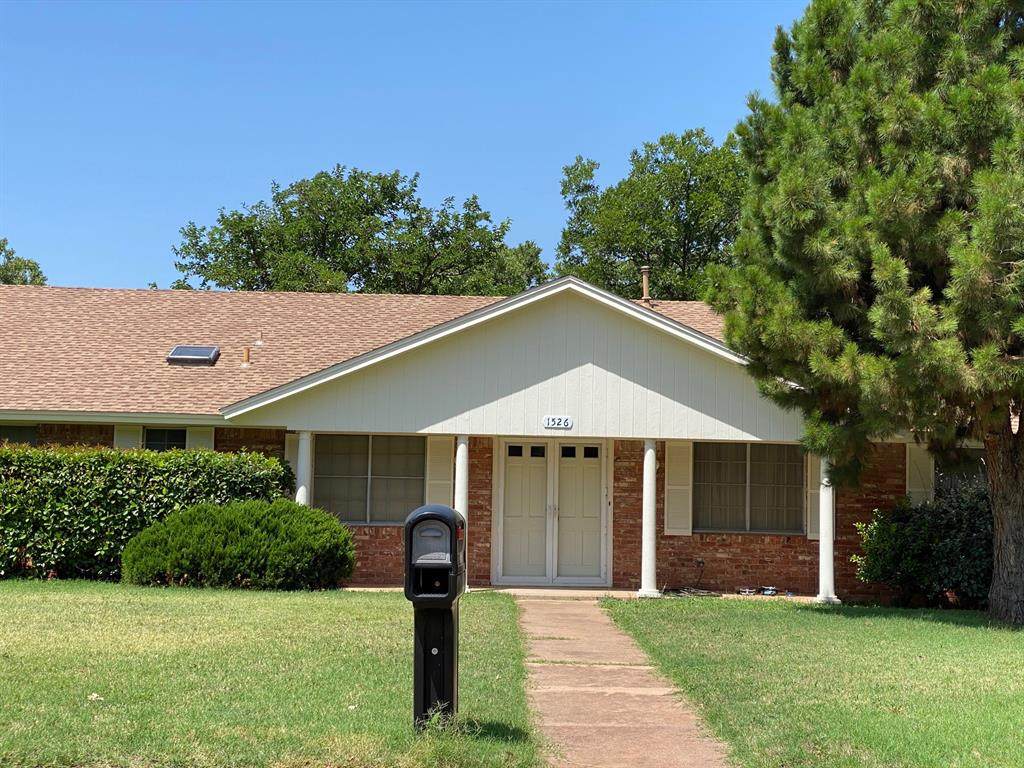 1526 Wishbone Drive - Photo 1