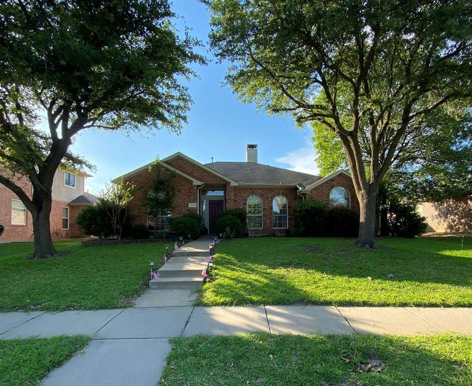 1013 Dickens Lane - Photo 1