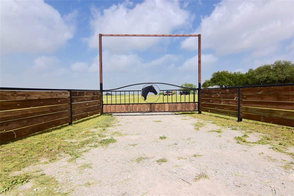 1154 County Road 227 - Photo 1