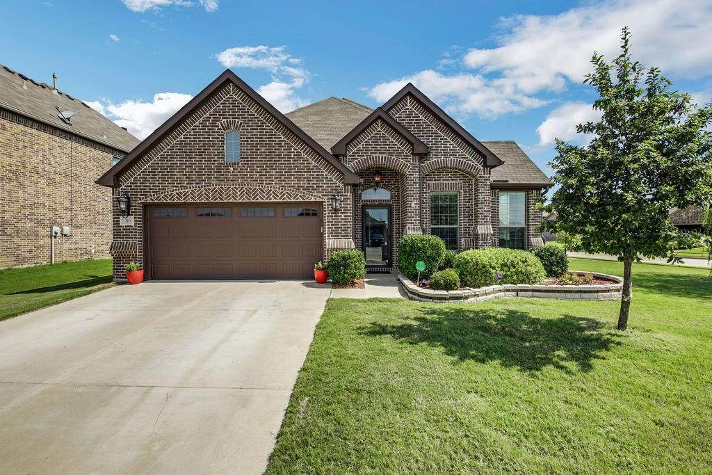 716 Shadow River Drive - Photo 1