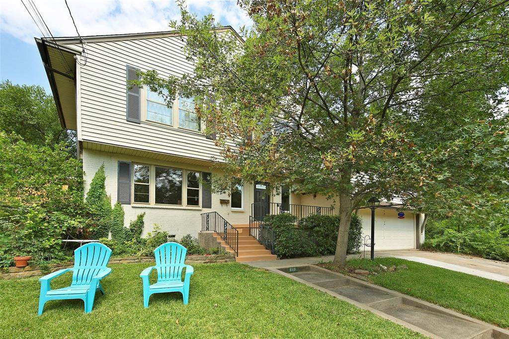 915 Stevens Woods Court - Photo 1