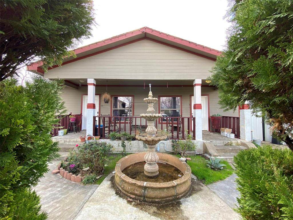 628 9th Street - Photo 1