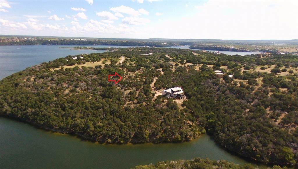 1021 Lakeside Lane - Photo 1
