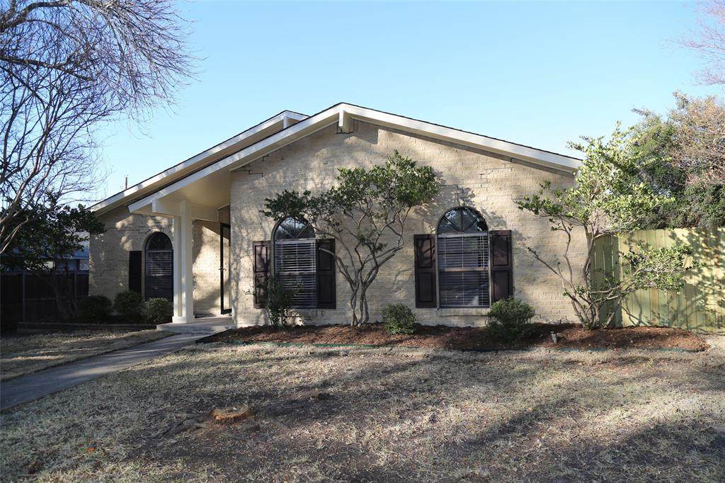 953 Overdowns Drive - Photo 1