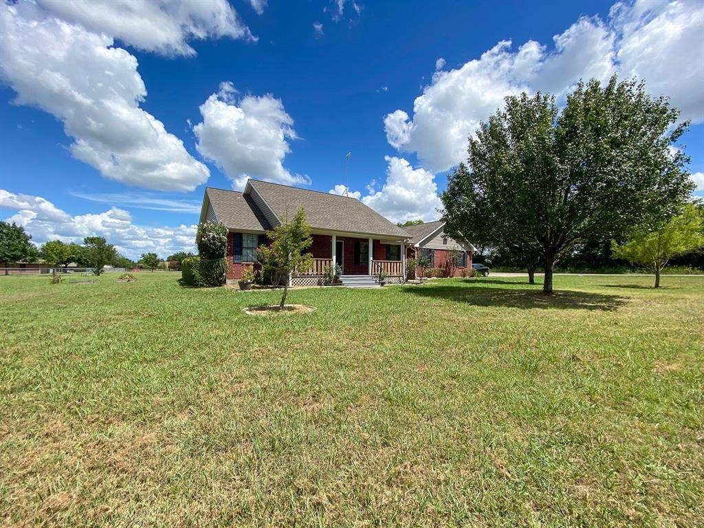 105 Red Oak Lane - Photo 1