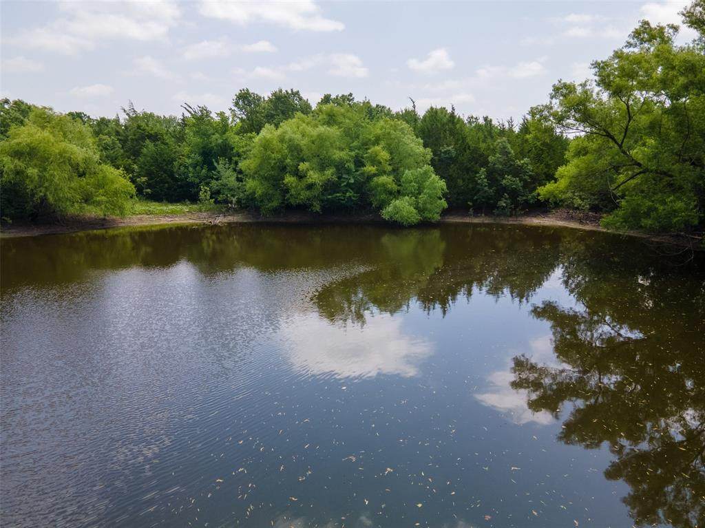 710 County Rd 4526 - Photo 1