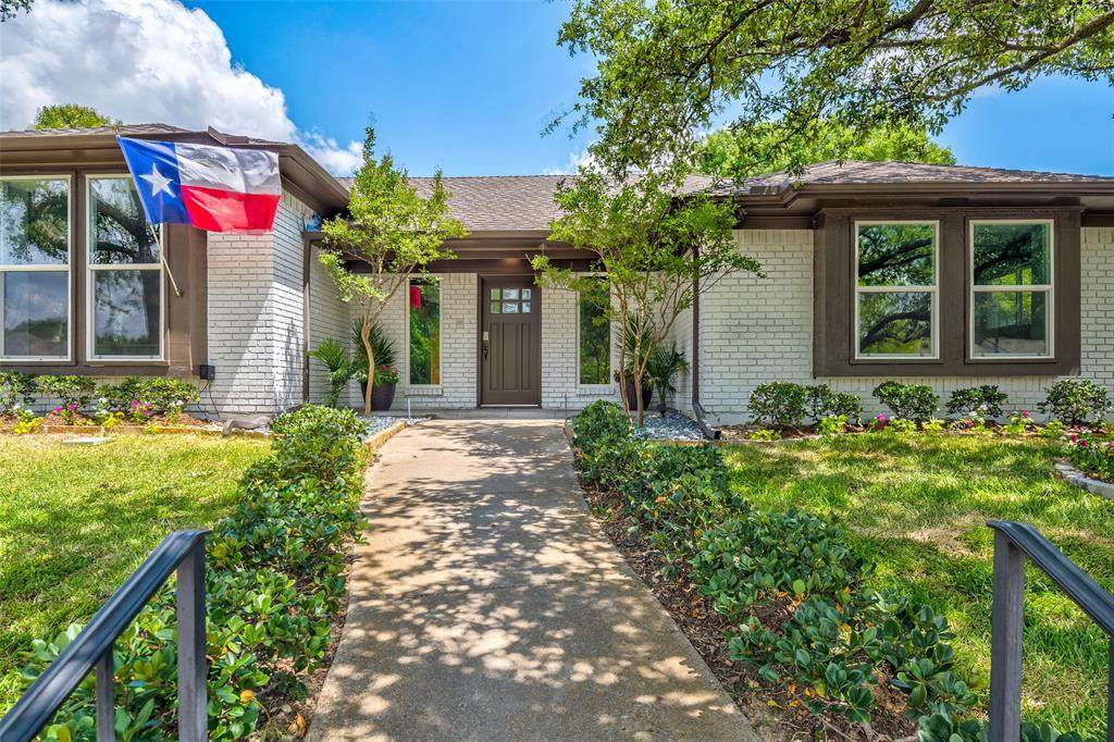 9447 Viewside Drive - Photo 1