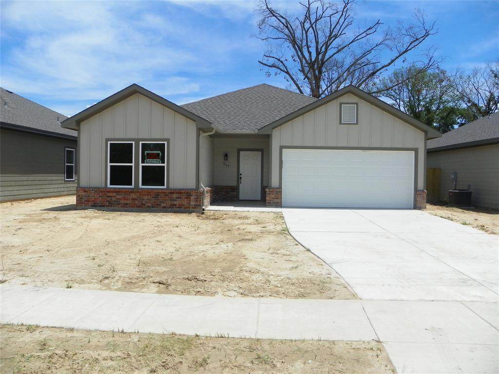 604 Wofford Street - Photo 1