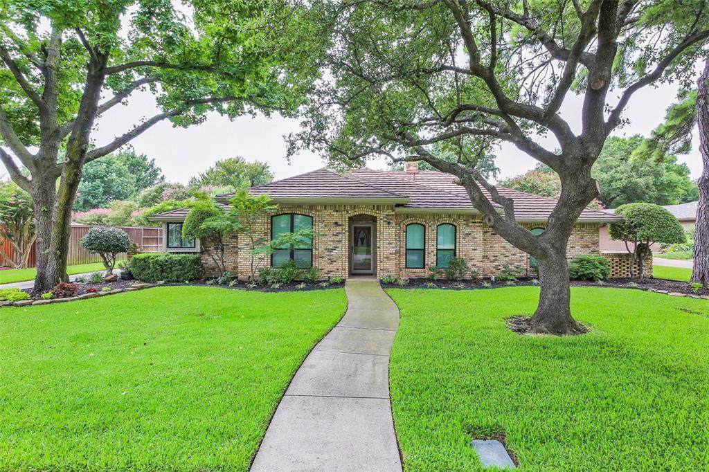 403 Highland Way - Photo 1