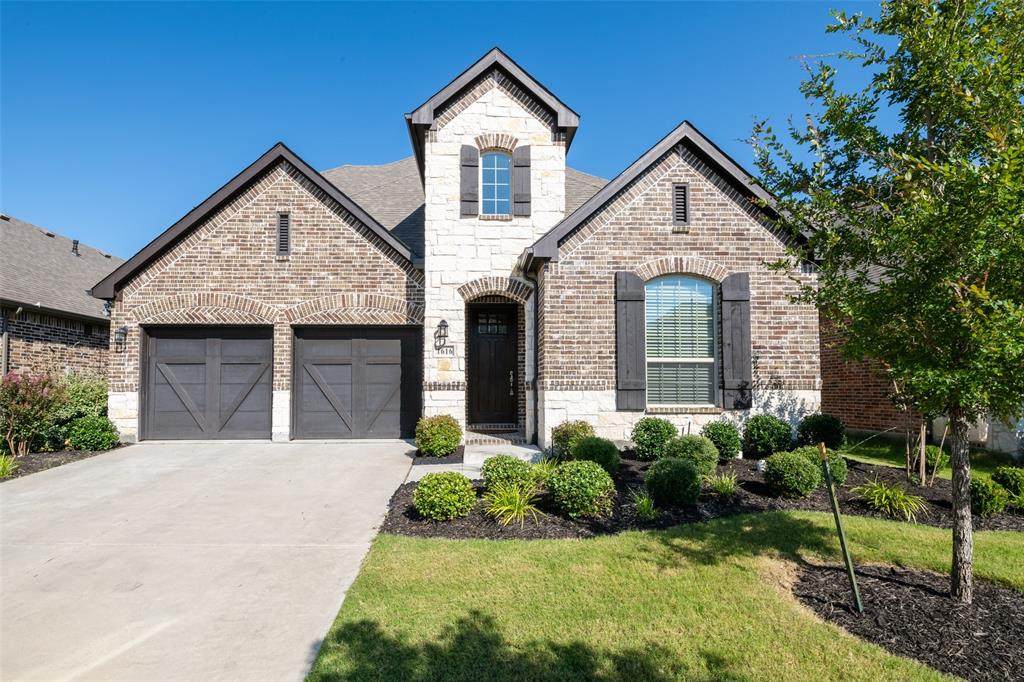 1616 Adams Place - Photo 1