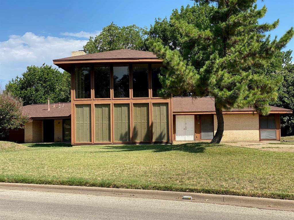 3158 Woodglen Cove - Photo 1