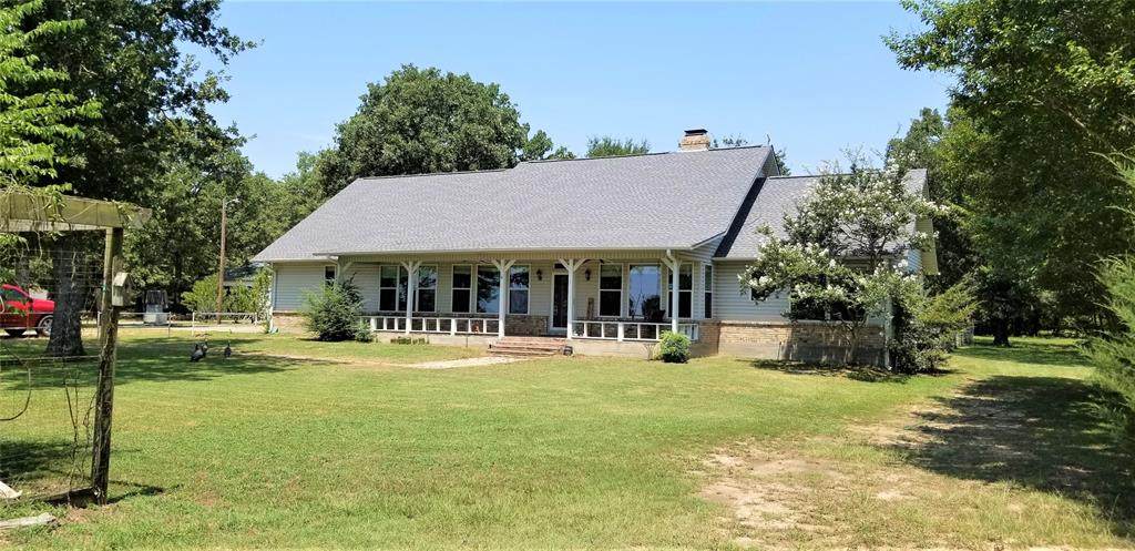 4574 Fm 2324 - Photo 1