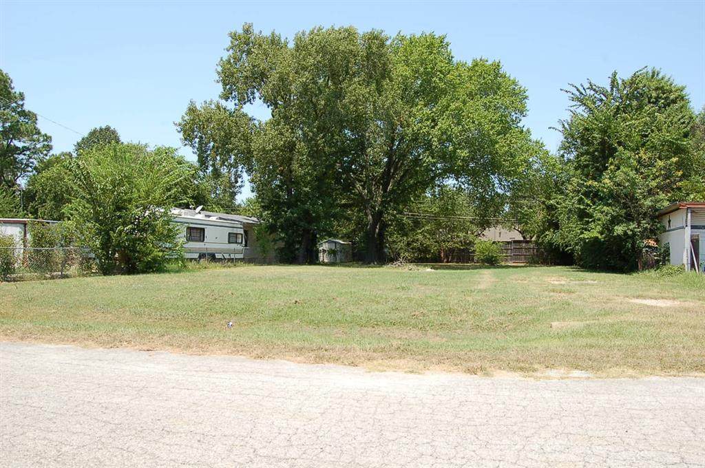 4606 Oak Creek Drive - Photo 1