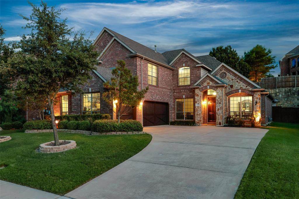 412 Crystal Glen Drive - Photo 1