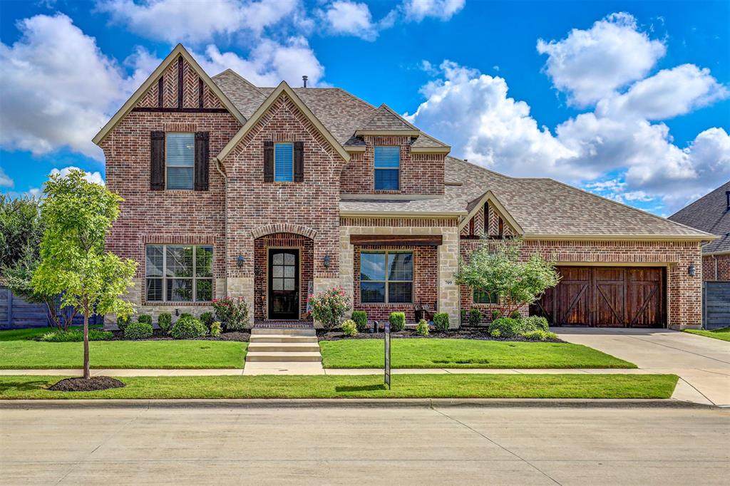 709 Dusty Trail - Photo 1