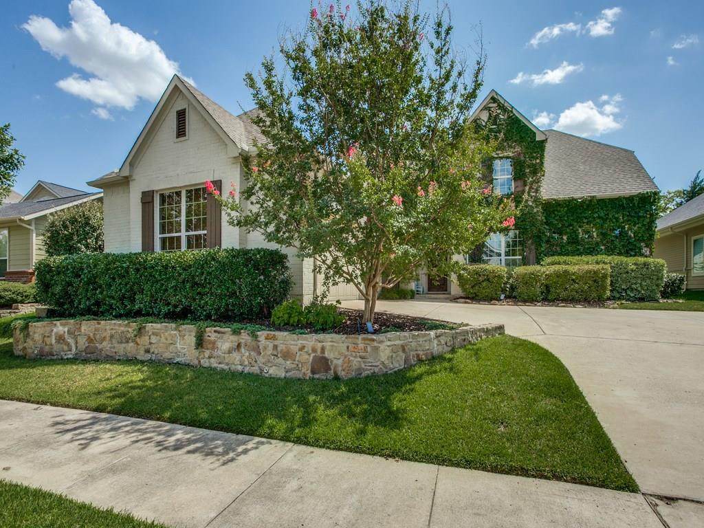 1008 Ivy Lane - Photo 1