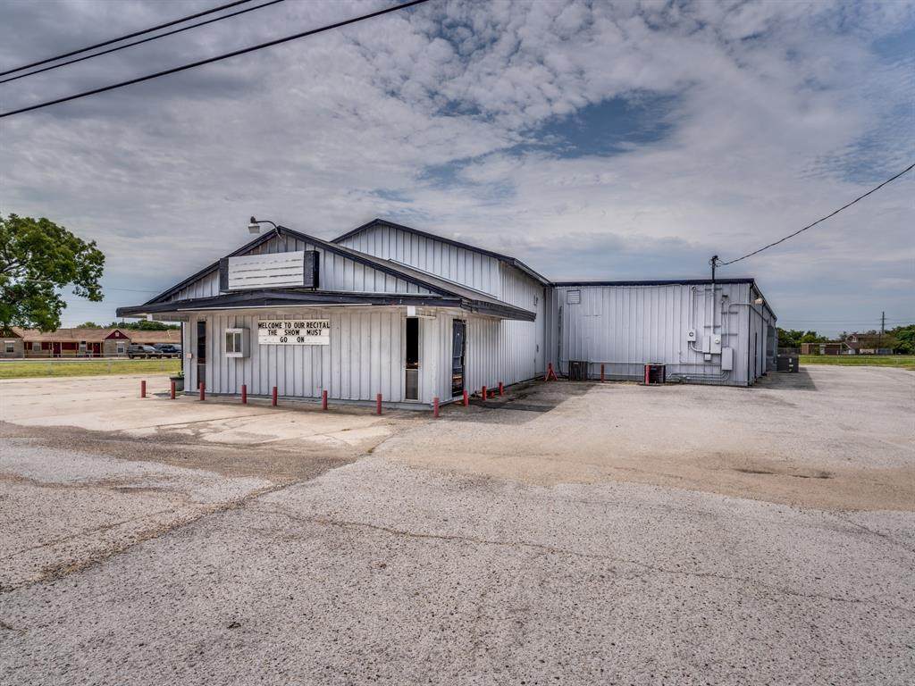 1301 Kaufman Street - Photo 1
