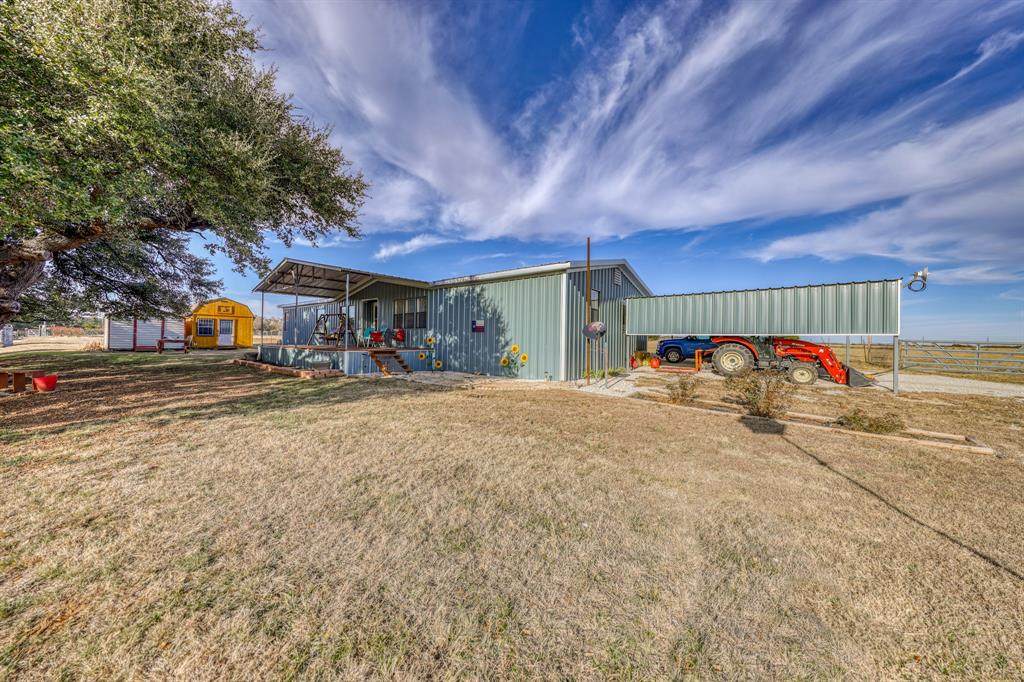 465 Grimes - Photo 1