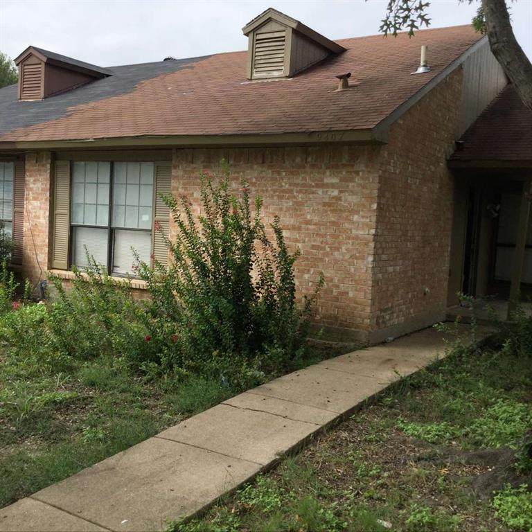 2309 Woodmont Trail - Photo 1