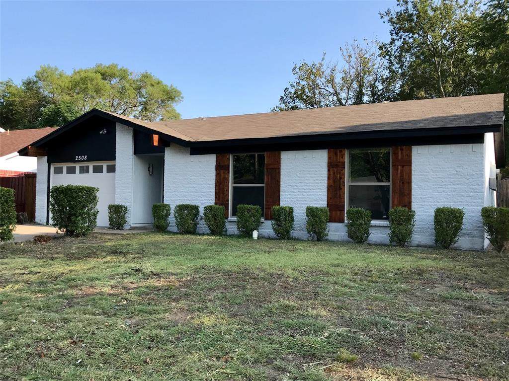 2508 Willow Lane - Photo 1