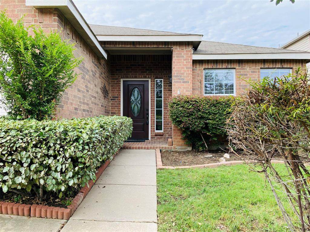 6117 Goldenrod Drive - Photo 1