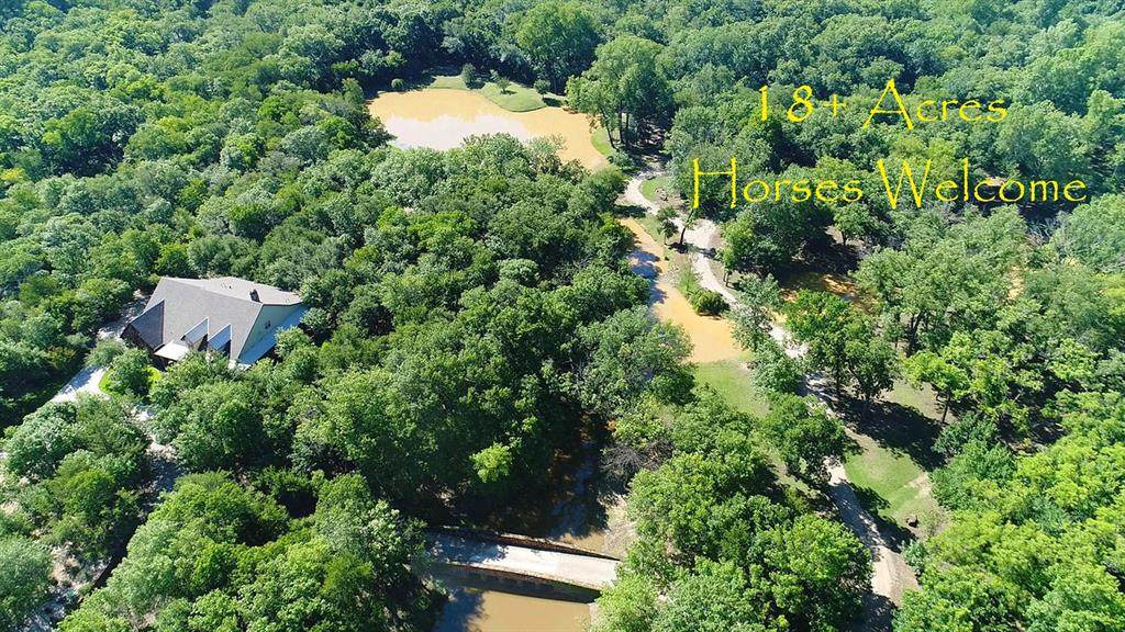 7200 Brady Oaks Drive - Photo 1