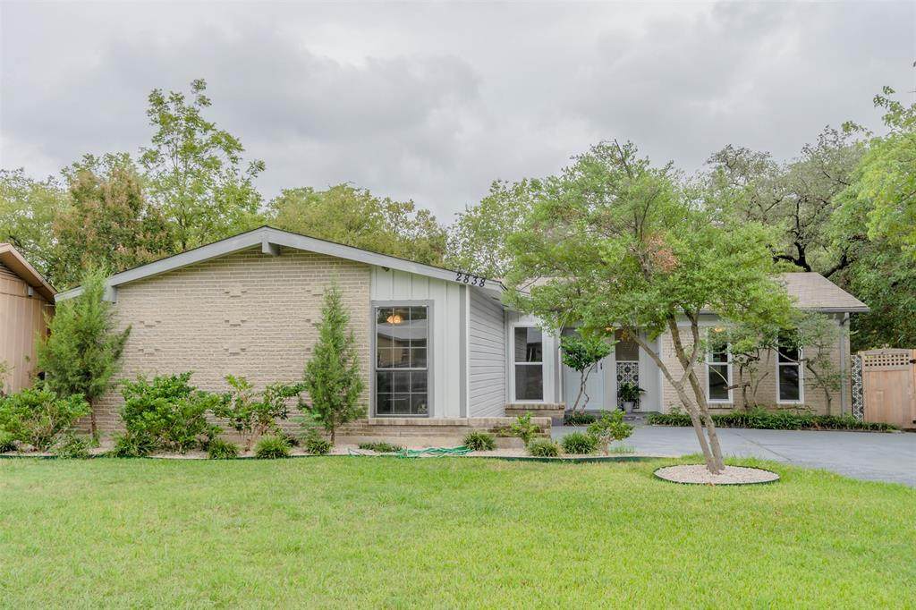 2838 Mark Twain Drive - Photo 1