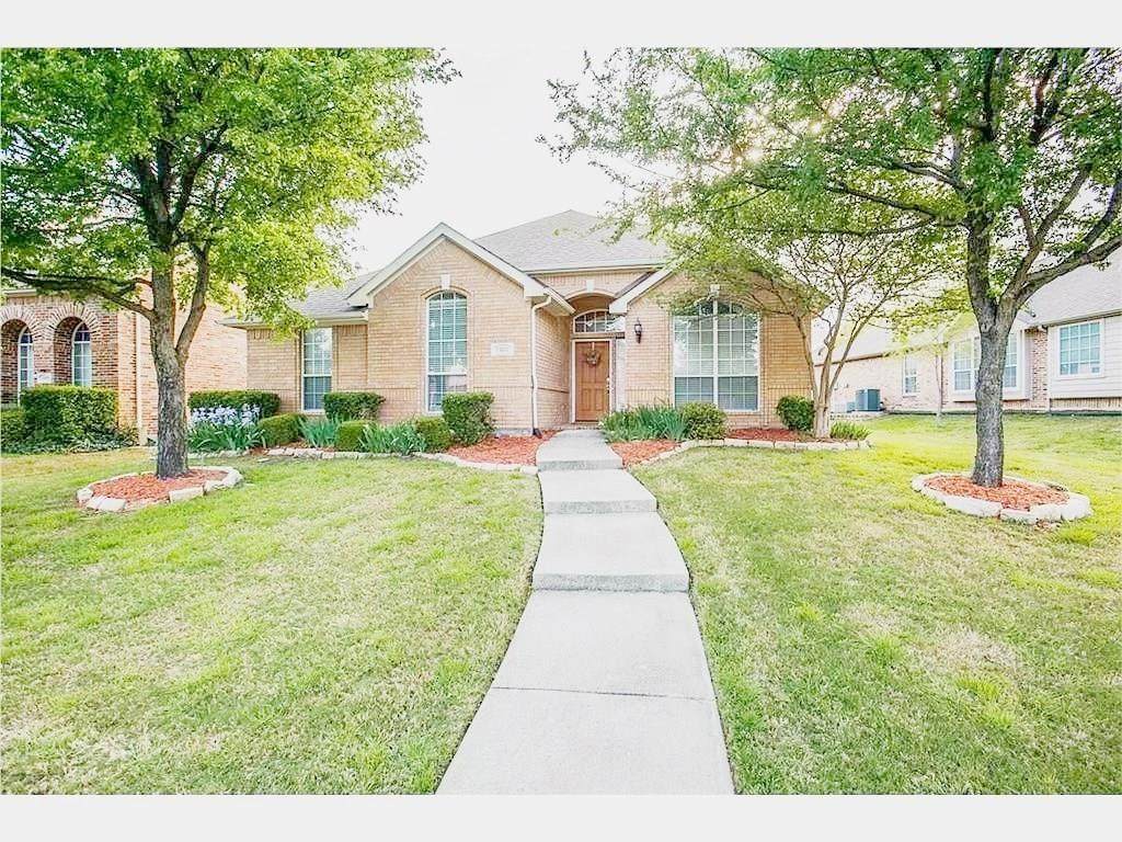 15881 Grove Crest Drive - Photo 1