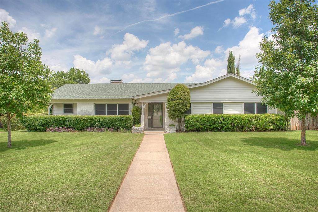 1701 Versailles Road - Photo 1