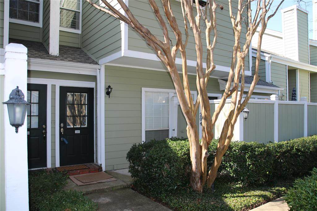 6220 Bentwood Trail - Photo 1